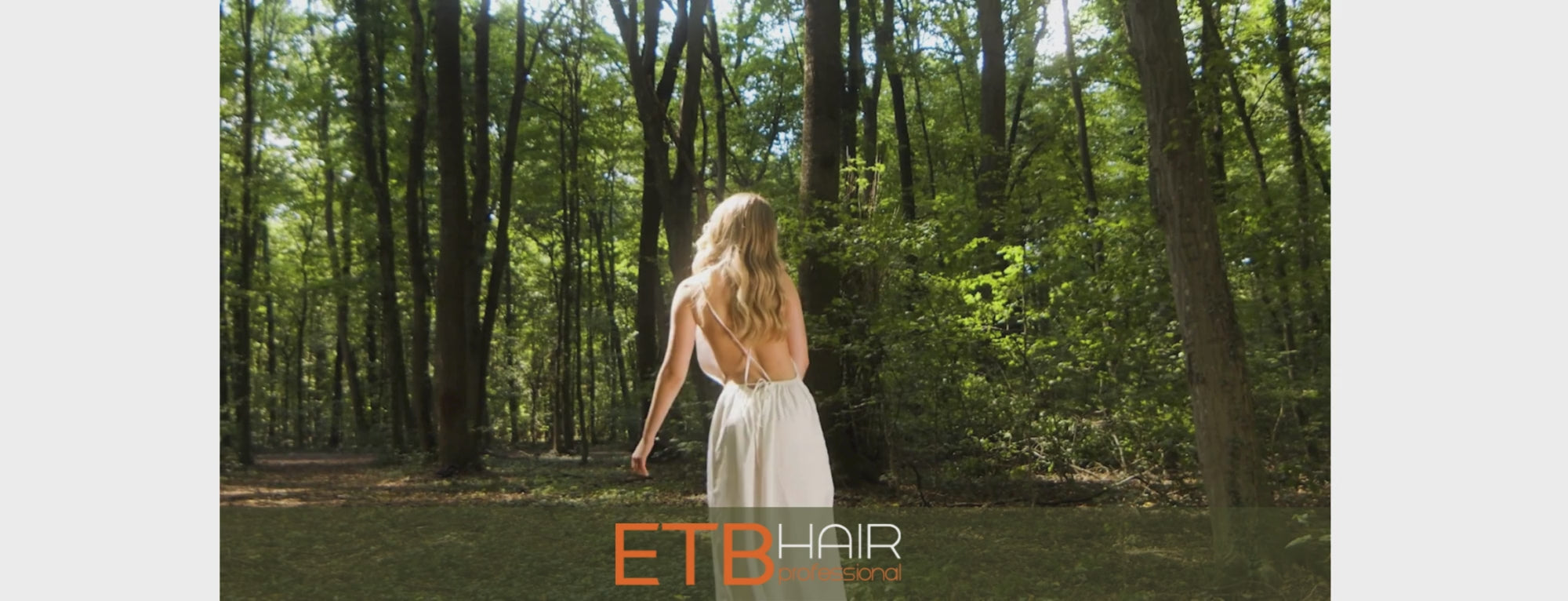 Încarcă clipul video: 